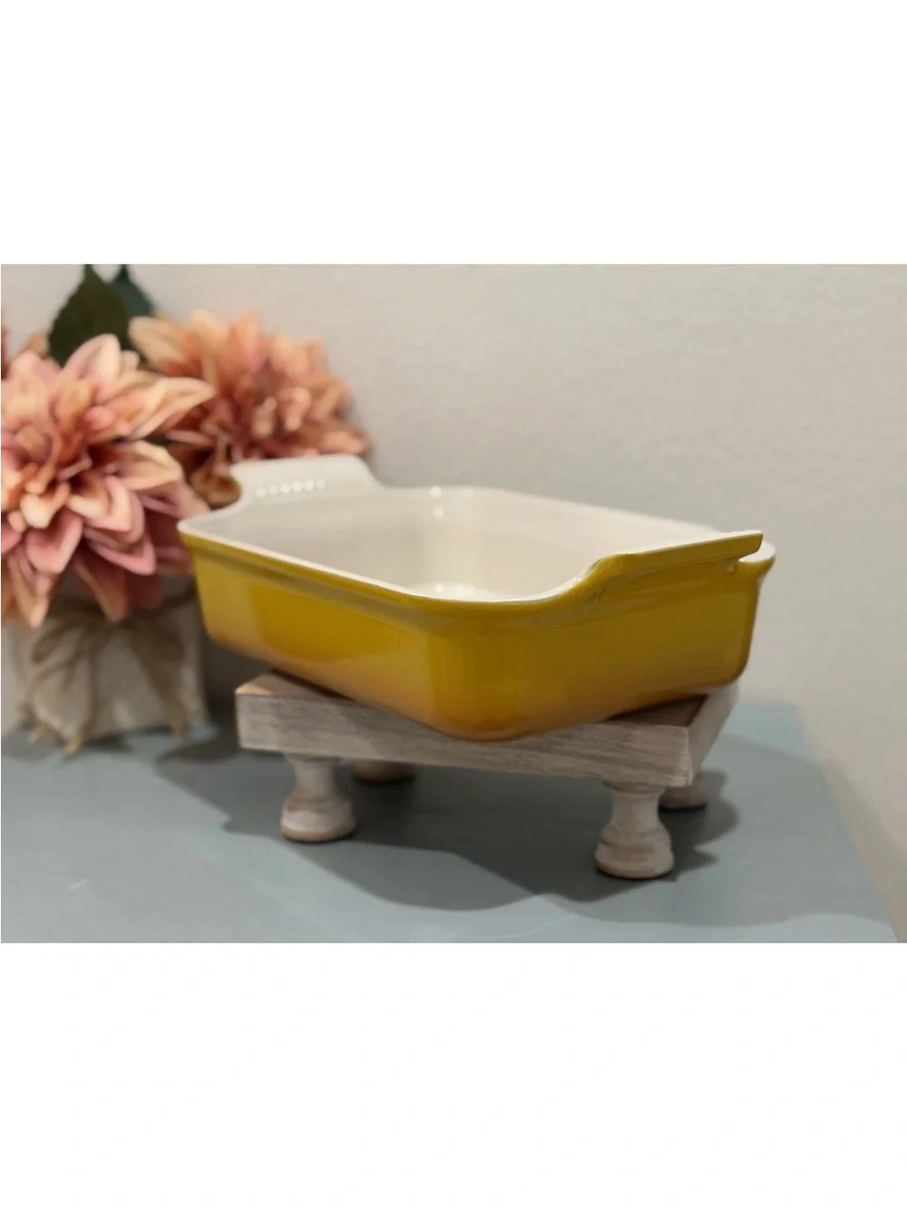Le Creuset Stoneware Heritage Rectangular Dish 26 cm 2.5 qt Nectar Yellow NEW